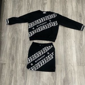 Kid givenchy set brand new never worn! Don’t have tags